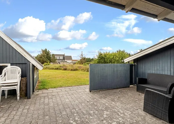 Claudine - 700m From The Sea By Interhome